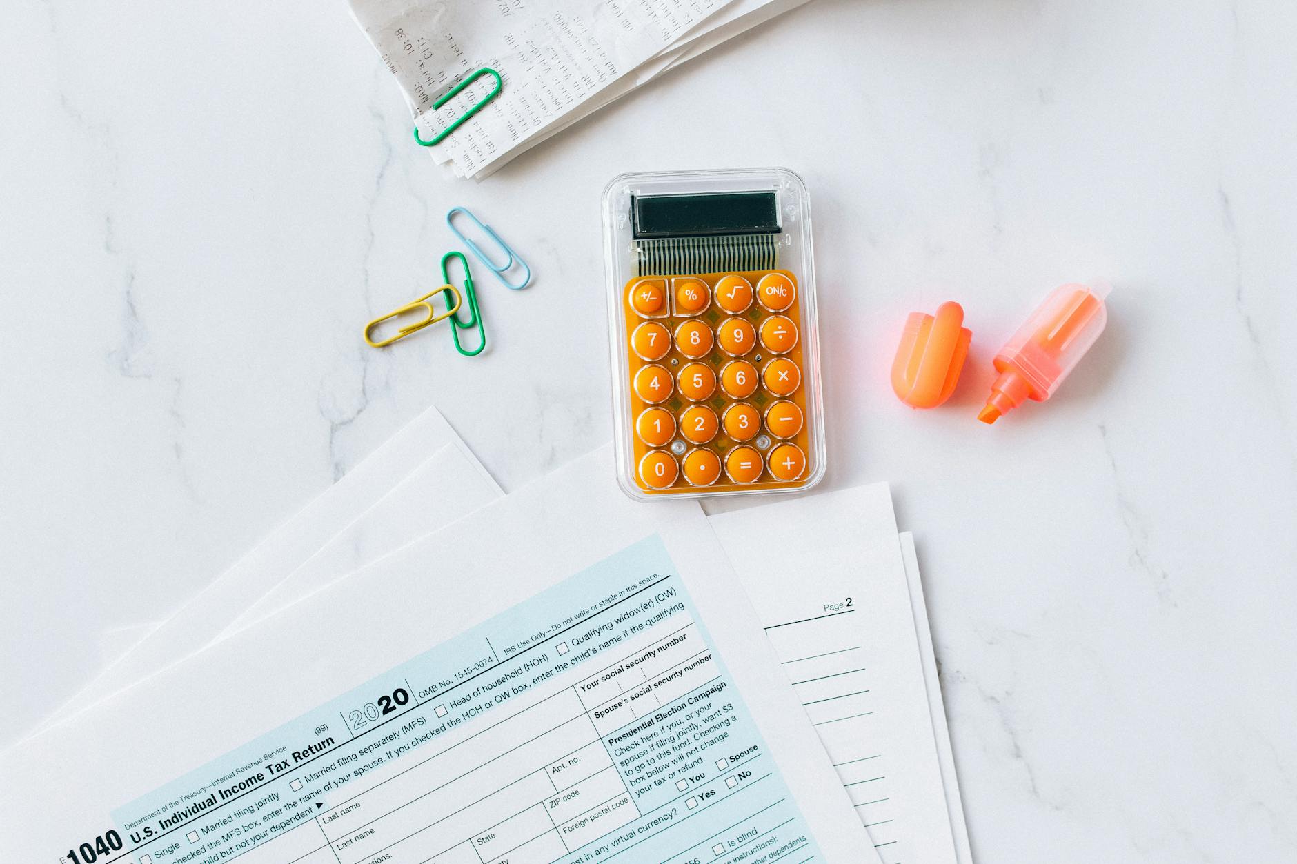 Do You Have to Pay Taxes on Class Action Settlements - Featured image