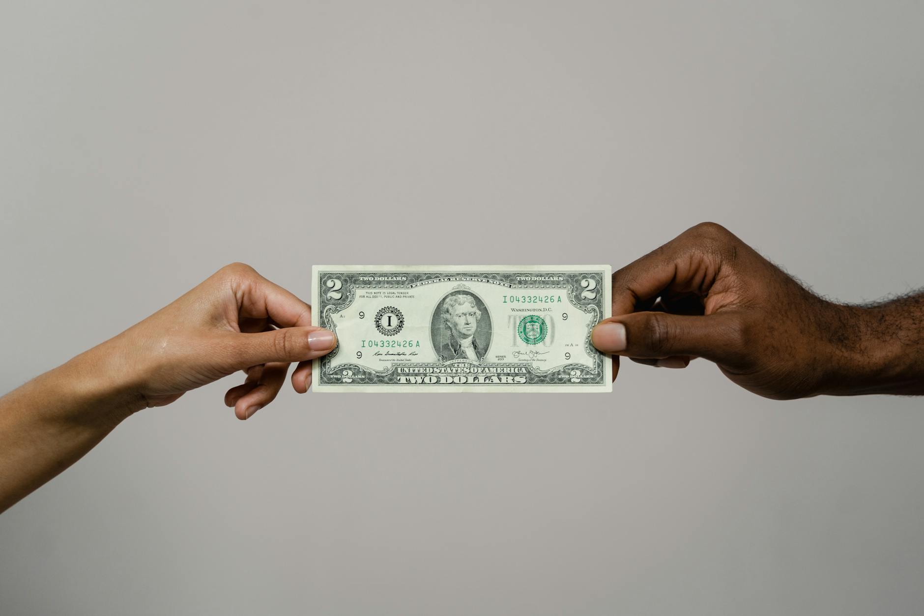 Gender Pay Gap Lawsuit - Featured image