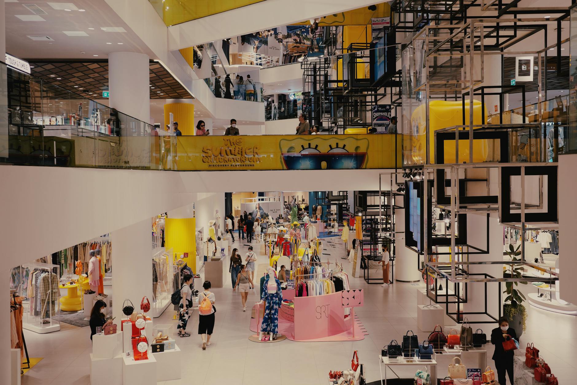 WHY ARE MAJOR RETAILERS OPPOSING THE SETTLEMENT?