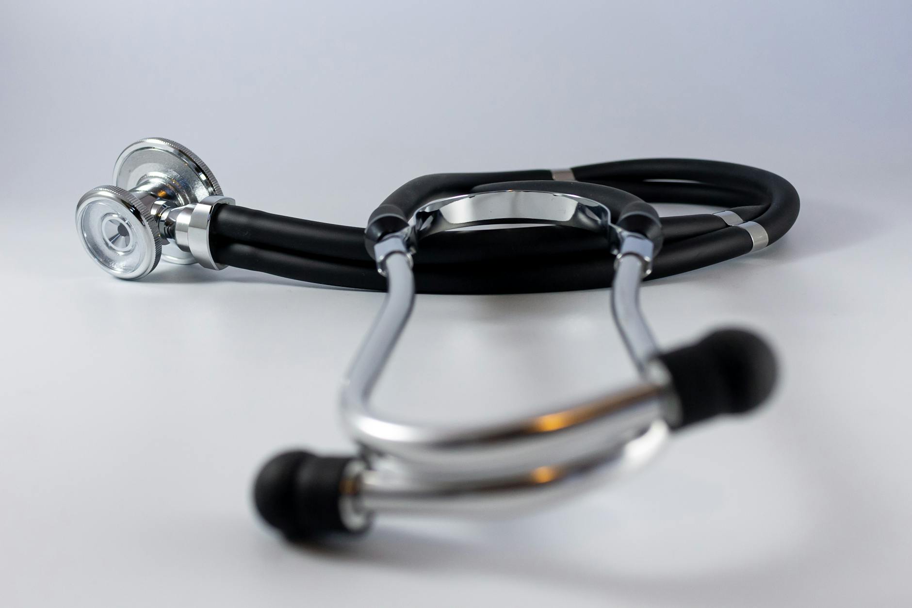 What Is a Surprise Medical Bill Lawsuit and Who Files Them?
