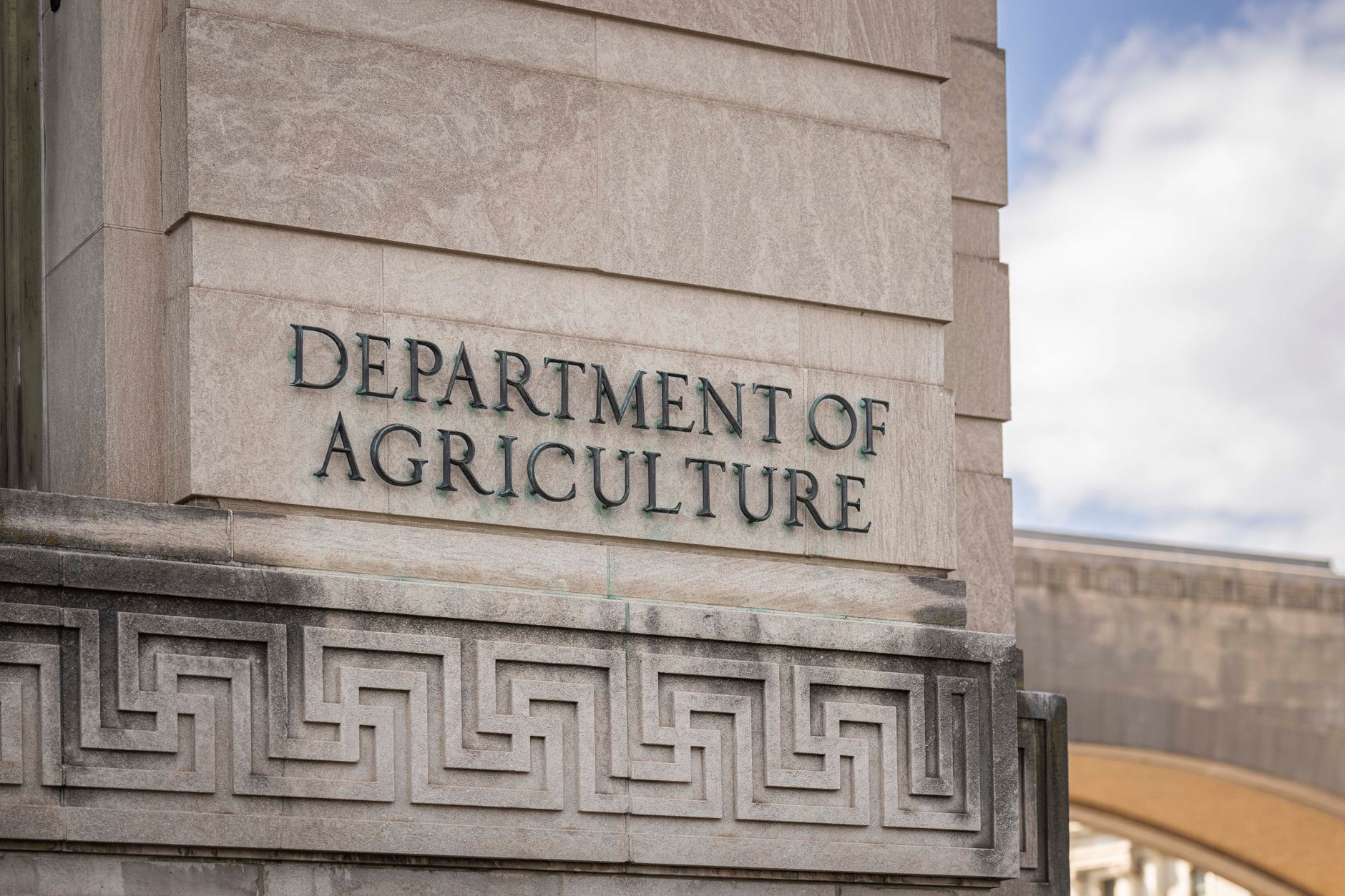 Bayer Roundup Lawsuit Shield Gets Supreme Court Decision Support - Featured image