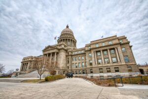 Arkansas Government Building Closure: Asbestos Hazard Forces Office Evacuation - Featured image