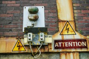Asbestos dangers explained: physician shares health risks and exposure consequences - Featured image