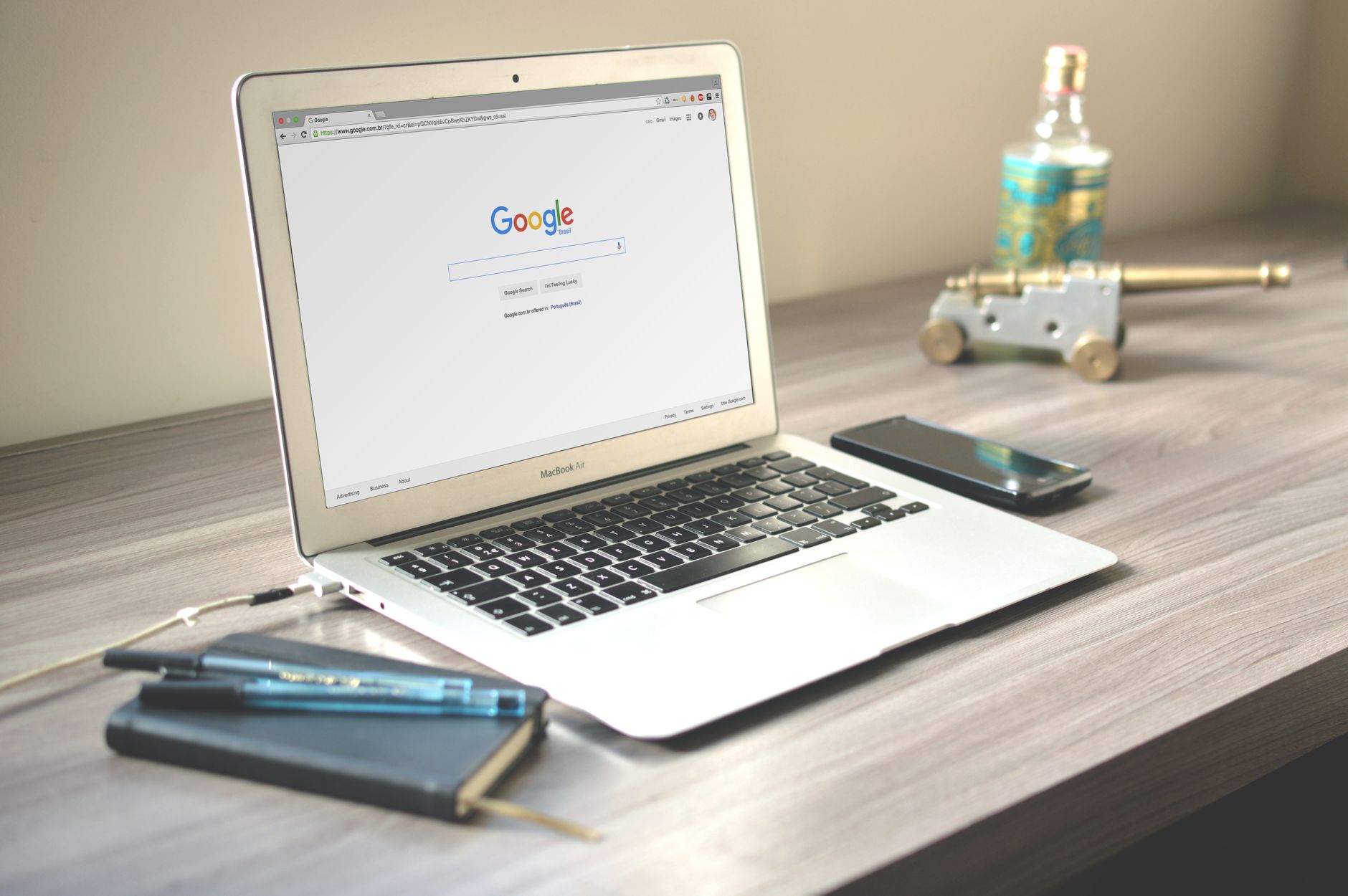 Google Voice AI Class Action Claims Journalists' Recordings Were Used to Train AI Tools - Featured image