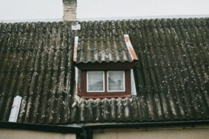 Asbestos dangers explained: physician shares health risks and exposure consequences - Featured image