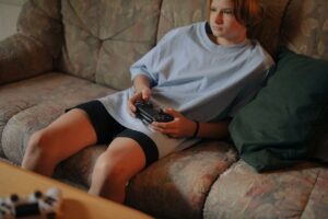 Roblox Child Sexual Abuse Lawsuit: Who Can File a Claim? - Featured image